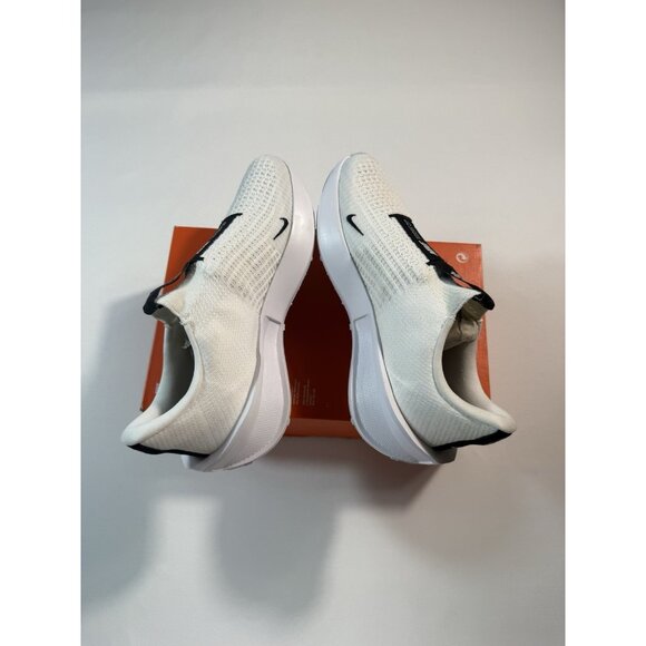 New Women’s Size 10 - Nike Interact Run EasyOn White Black FV5591 100 - Picture 6 of 10